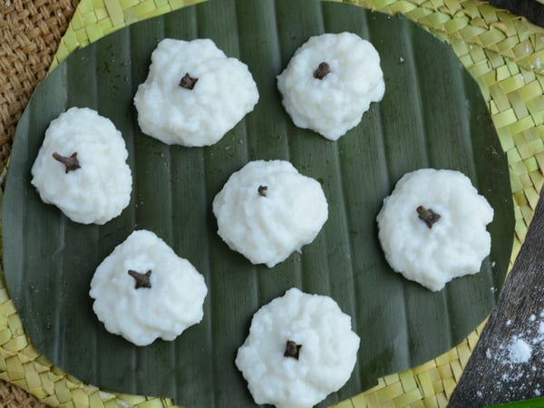 Kuih Tahi Itik